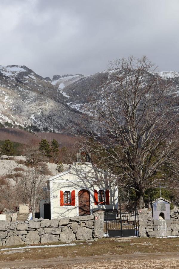 Apartments Ivanka Starigrad Paklenica Exteriör bild