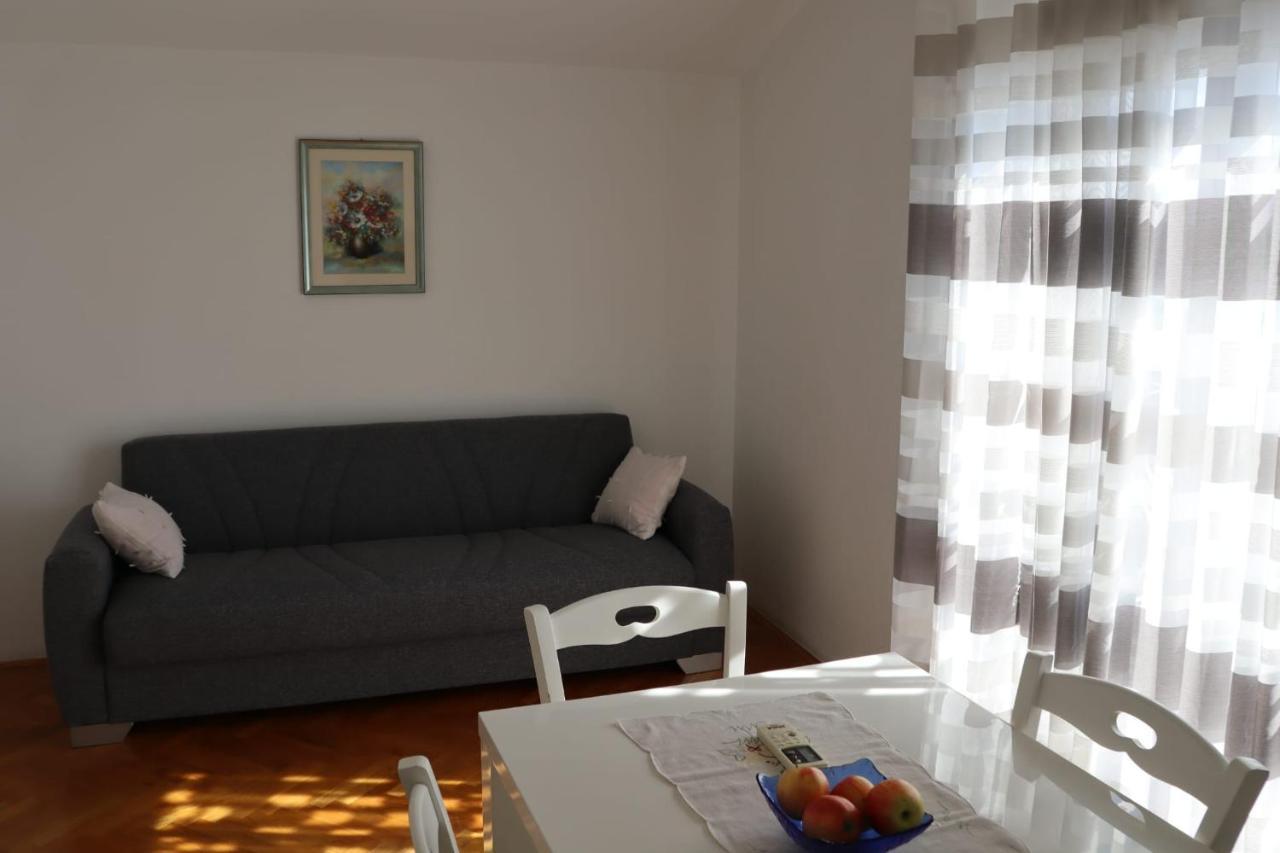 Apartments Ivanka Starigrad Paklenica Exteriör bild