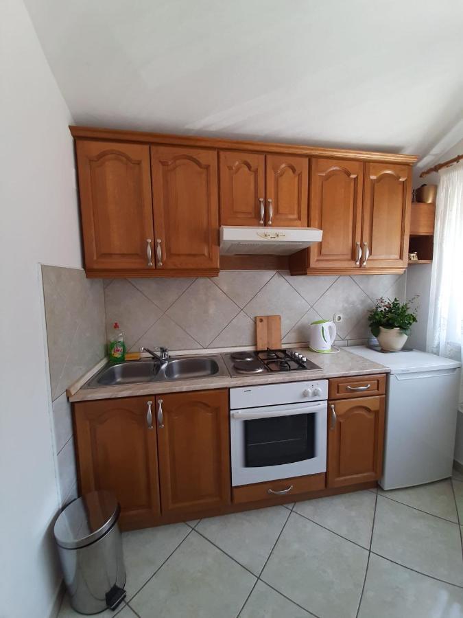 Apartments Ivanka Starigrad Paklenica Exteriör bild