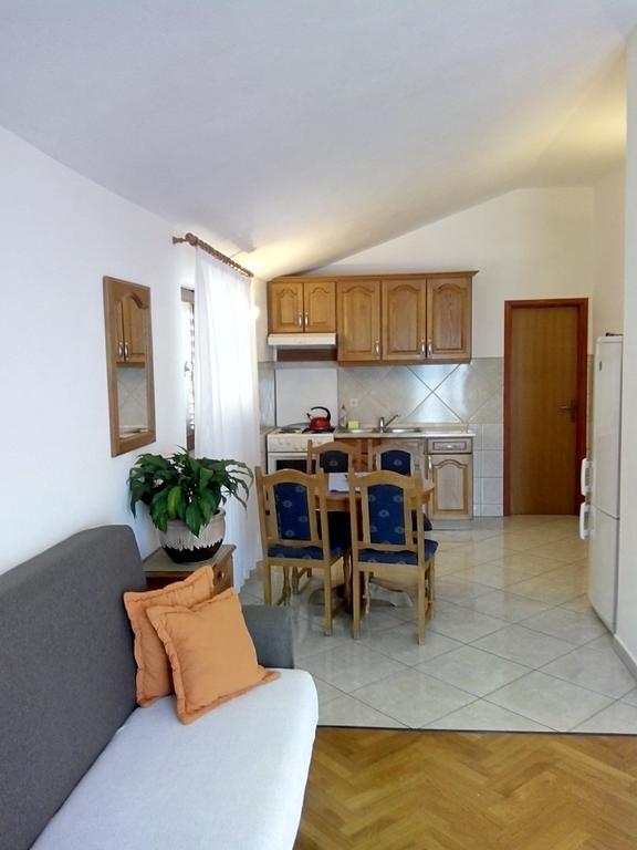 Apartments Ivanka Starigrad Paklenica Rum bild
