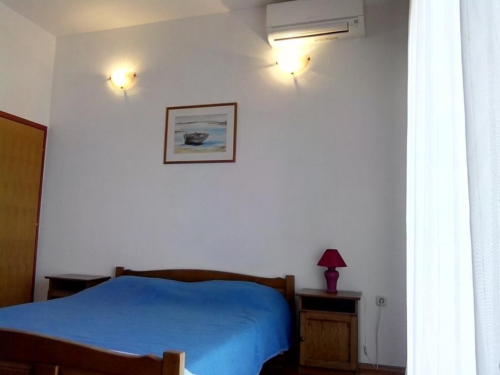 Apartments Ivanka Starigrad Paklenica Rum bild